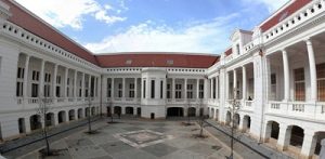 ruang periodik museum bank indonesia